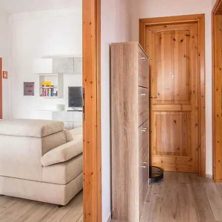 Guesthost - Oasis W Two Balconies! * 奧爾比亞