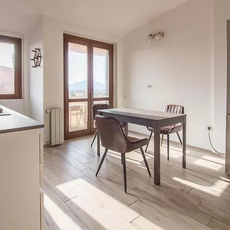 Апартаменты Guesthost - Oasis W Two Balconies! *