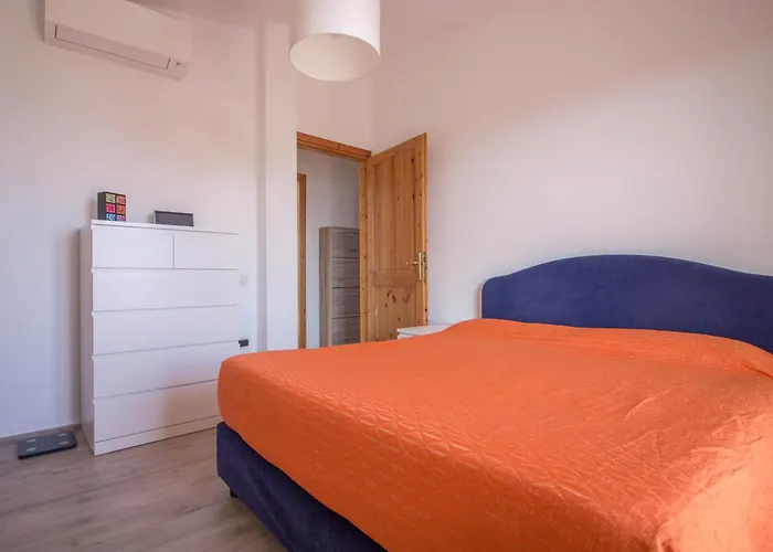 Guesthost - Oasis W Two Balconies! Apartamento *