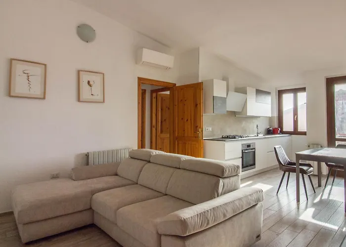 Guesthost - Oasis W Two Balconies! Appartement